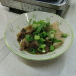 たつ屋 - ホルモン煮込み