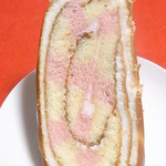 神戸屋東京工場直売店 - いちごシャルロット￥９９（税込）