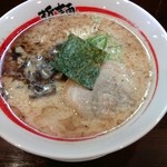 哲麺 縁 - 豚骨醤油ラーメン500円
