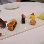 サーラ アマービレ - ピッコラ　パスティチェーラ　￥1,000