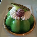 パティスリー・イチリン - パラディ（メロンとベリーのムース）