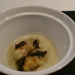 ラトリエ・ドゥ・ノト - 牡蠣とトリュフ