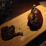 スブリム - 切り分ける前の2人前の青首鴨