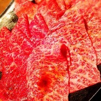 焼肉うしごろ 西麻布本店 - サブトンのすき焼き＆とも三角＆とうがらし