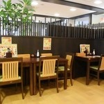 福福食堂 - 店内の雰囲気