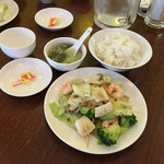 大牌檔 - 日替りランチ
海鮮特製炒めランチ