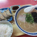 東和ラーメン - ラーメン定食