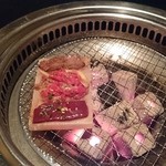 黒毛和牛 牛正 - レバーとユッケ