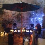 ラドンナ原宿 - 開場前のエントランスには、ストーブが用意されていました。2016.1