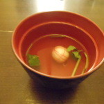 隠れ房 - 手毬麩と三つ葉の吸物　2015.8