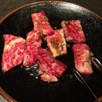 炭火焼肉 東京苑 - カルビ