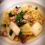 アルゾーニ・イタリア - 鶏挽肉と葉野菜のスパゲティ