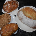 生瀬ヒュッテ - かたいパンセット （4個） 1,600円