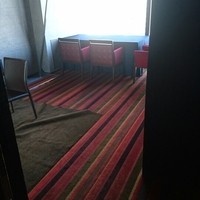 横浜モノリス - 