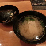 乙女寿司 - 2015年12月：海老しんじょうの味噌汁