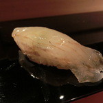 乙女寿司 - 2015年12月：ひらめ