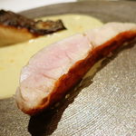 アビス - 下田の金目鯛 萩の鰆 柑橘ソース