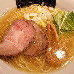 煮干し中華そば一燈 - えびっくす　７８０円