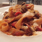 ア ミオ アージョ - ２０１０年３月　北海道産エゾ鹿モモの煮込み　自家製ドライトマト添え　パッパルデッレ