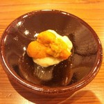 やまさん - 自家製湯葉と北海道産馬糞雲丹　ドイツ産の岩塩のみの味付けで、雲丹と湯葉の美味しさがダイレクトに伝わります