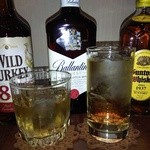 アイリス - ウイスキー各種（ロック、水割り）