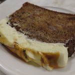 FRANZE & EVANS LONDON - バナナ塩キャラメルローフのケーキ4