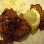 とん彩や - ほほ肉からあげ（小）