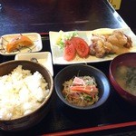 Sumibikushi izakaya toriaezu - 炭火焼　鶏ももステーキ定食700円