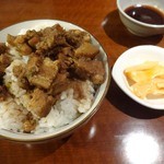 台灣物産館 - ルーローファンです