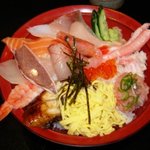 海鮮どん屋 - 特盛海鮮丼