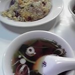 源来軒 - 海老炒飯とスープ