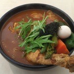 ジュンタラカリー - チキンスープカレー1000円、辛さ60番。オープン記念200円引きでした。