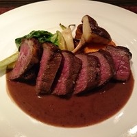 キュニエット - エゾ鹿のステーキ