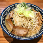 こだわり麺工房たご - たごジロウ