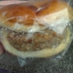 大英堂製パン店 - ハンバーグ