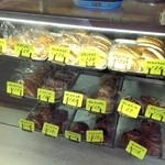 大英堂製パン店 - ショーケース