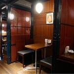 珈琲らくだ屋 - 店内は、全席喫煙可でタバコを吸われる方にとっては嬉しい環境