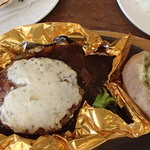 Kokosu - 5種チーズの包み焼きハンバーグ