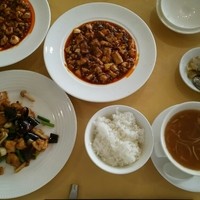 赤坂 四川飯店 - メイン二種類のランチ