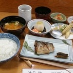 Kyoudoryouriobako - 山形の郷土料理で「ランチセット 全８品 (1500円)」