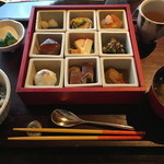 星のや竹富島 ダイニング - 琉球御膳