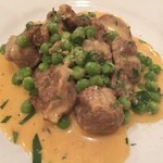 クアドリフォーリオ - ２０１６・２月　子羊とエンドウ豆の煮込み