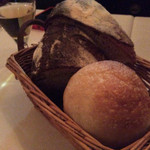 ダン ル シエル - 自家製パン