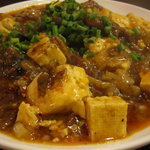 横浜 青葉餃子 - 牛すじ麻婆豆腐