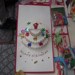 Starbucks Coffee - お店の前で売られていた切り紙細工