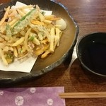 うどん茶屋 志道 - 大かき揚げ 単品  330円+税