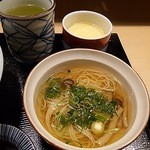 鮨し処 こころ - 茶碗蒸しとにゅうめん。寒い時には嬉しいですね。