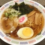 名代 富士そば - ラーメン 430円。うーむ…>_<…