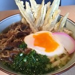 ツルル - うどんメニュー人気No.1の肉玉ごぼううどん