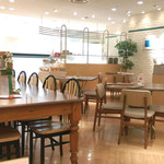 AfternoonTea TEAROOM - 内観